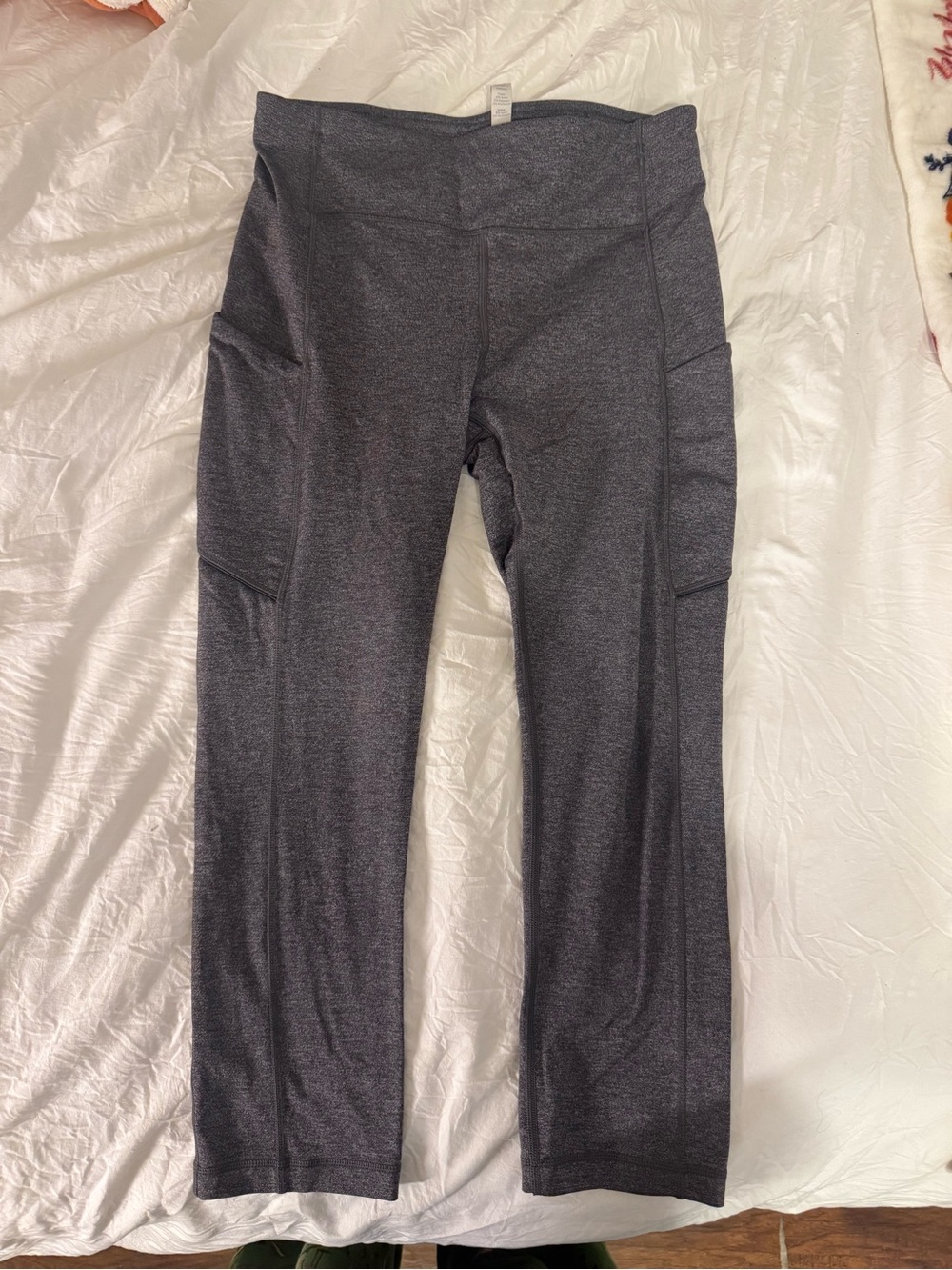 lululemon athletica Heathered Charcoal Side-Pocket leggings / back to school
